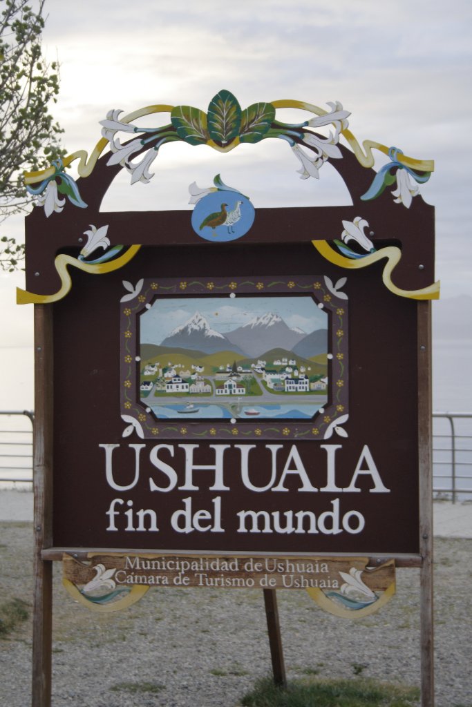 11-Ushuaia, the end of the world.jpg - Ushuaia, the end of the world